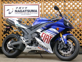 YZF-R1