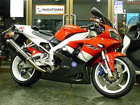 YZF-R1