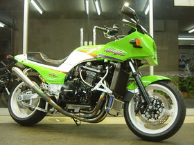 GPZ900R