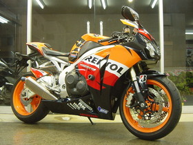 CBR1000RR-2