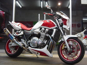 CB1300SF-2