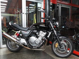 CB400SF-V4