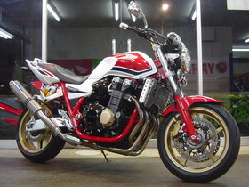 CB1300SFA