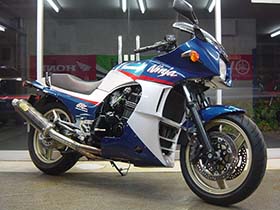 GPZ900R